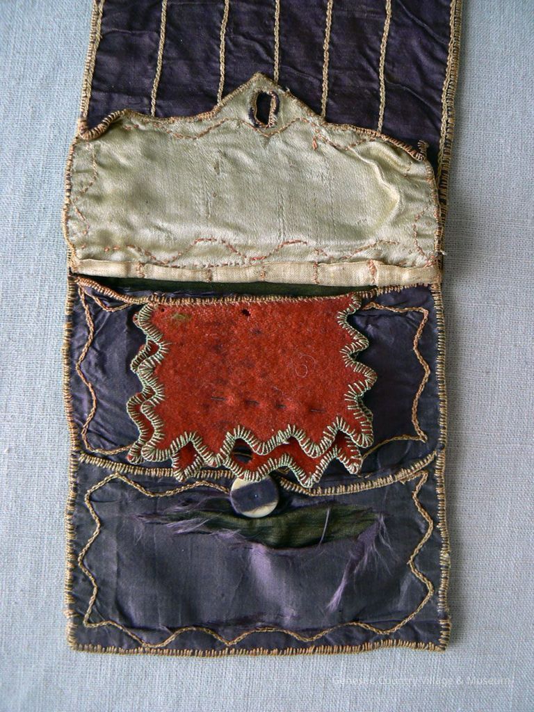 Housewife - Image 6