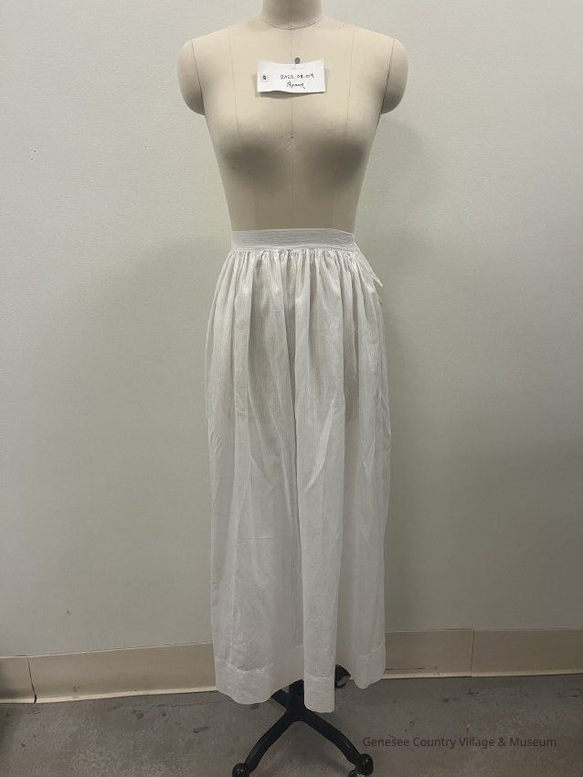 Apron - Image 2