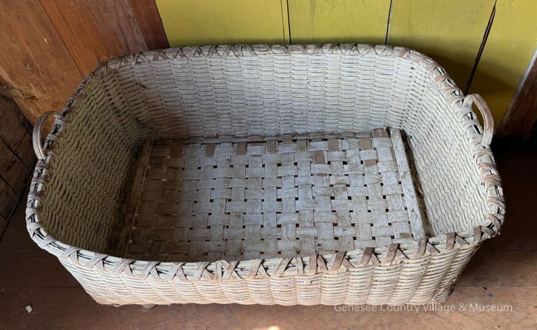 Bassinet - Image 2