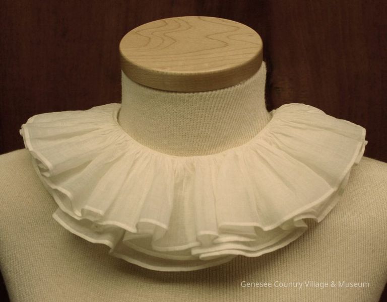 Collar - Image 3