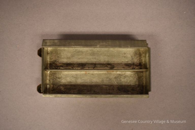2012.015.01e (small evaporator tray)