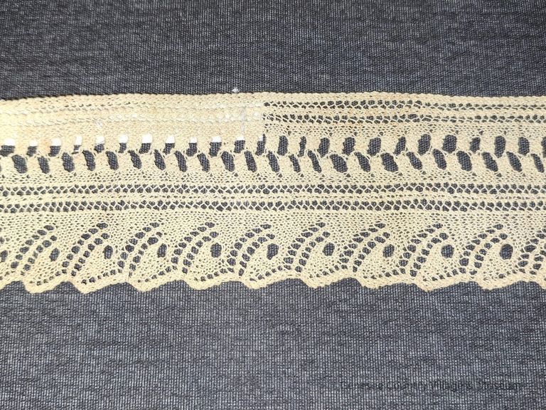 Notion, Lace