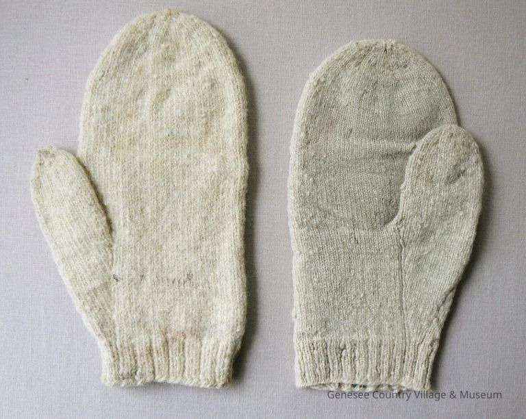 Mitten - Image 2
