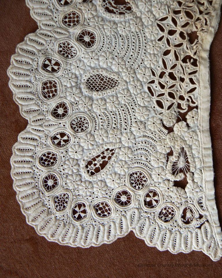 Collar - Image 3
