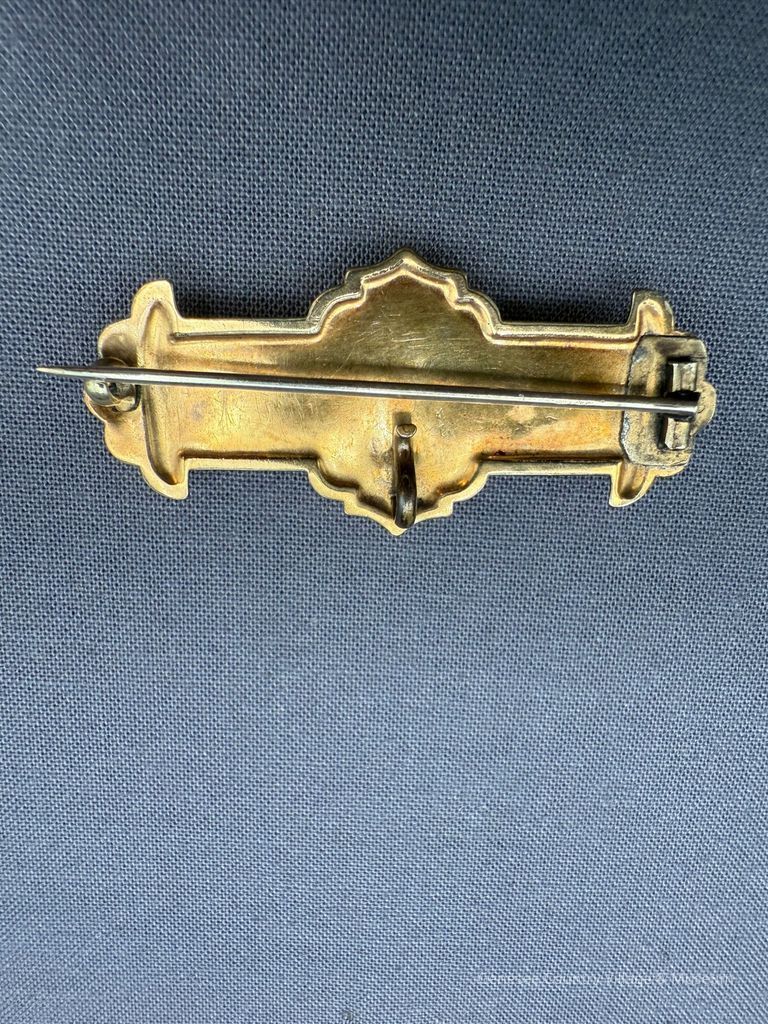 Brooch - Image 2