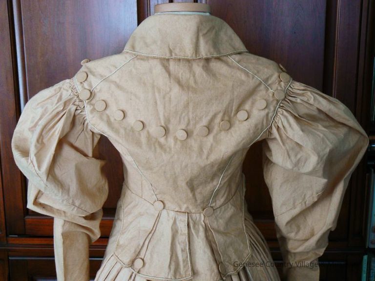 Traveling Dress - Image 4