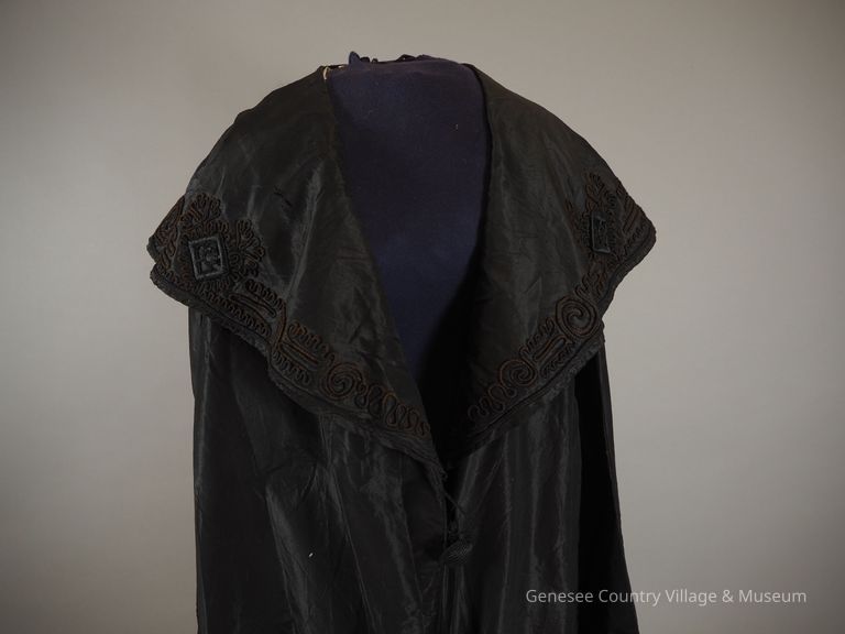 Coat - Image 4