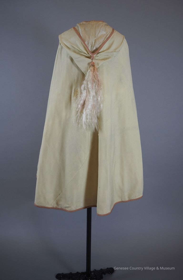 Cloak (Talma or Burnous) - Image 3