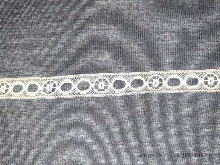 Notion, Lace