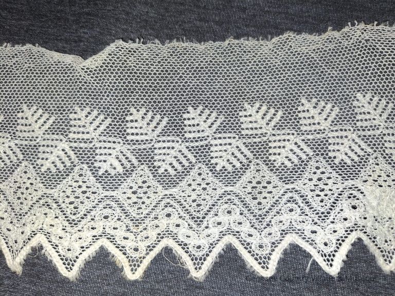 Notion, Lace