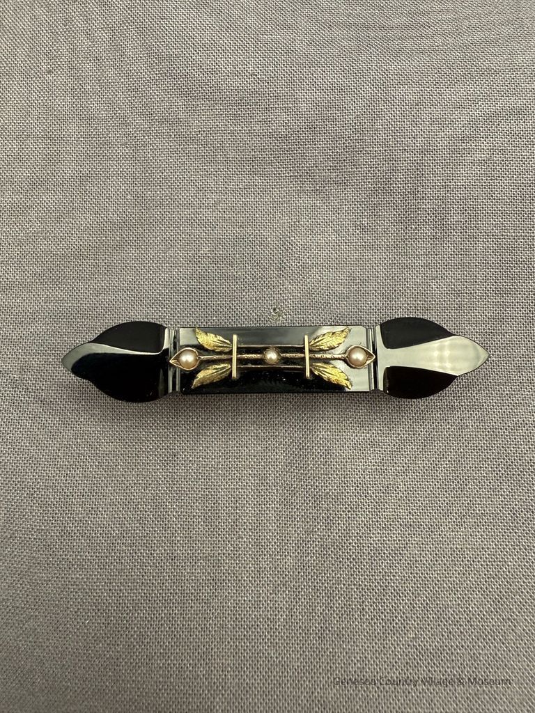 Bar Pin