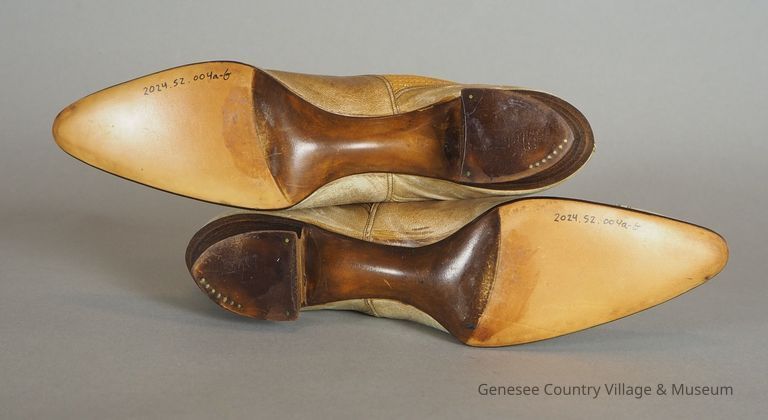 2024.52.004a-b sole.JPG