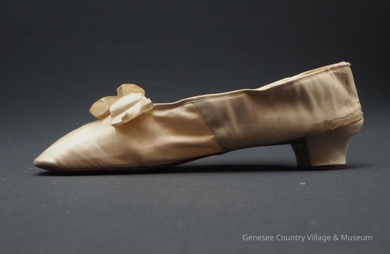 Slippers - Image 6