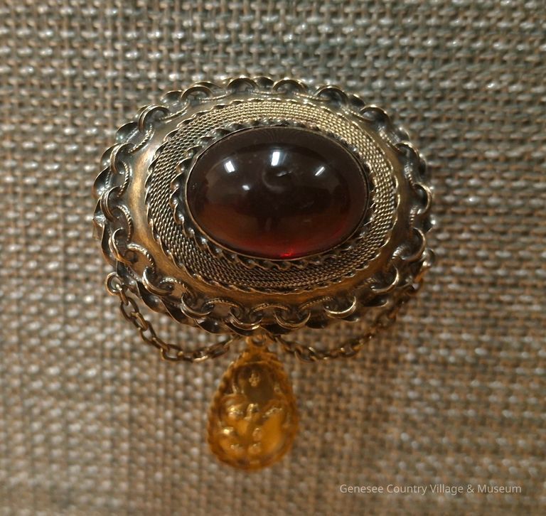 Brooch