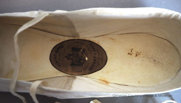 Slippers - Image 8