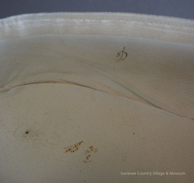 Slippers - Image 10