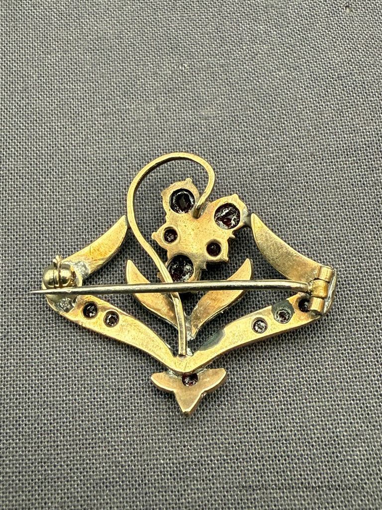 Brooch - Image 4