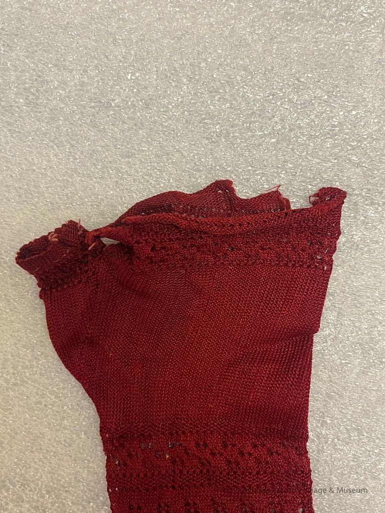 Mitts - Image 3