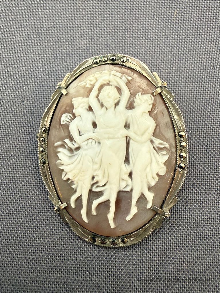 Cameo