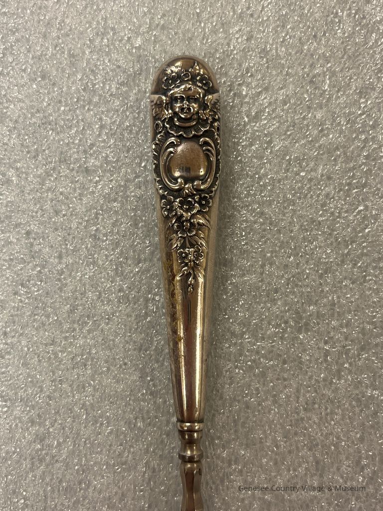 Buttonhook - Image 2