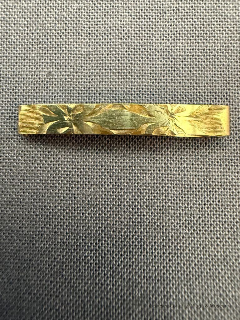 Lingerie Pin