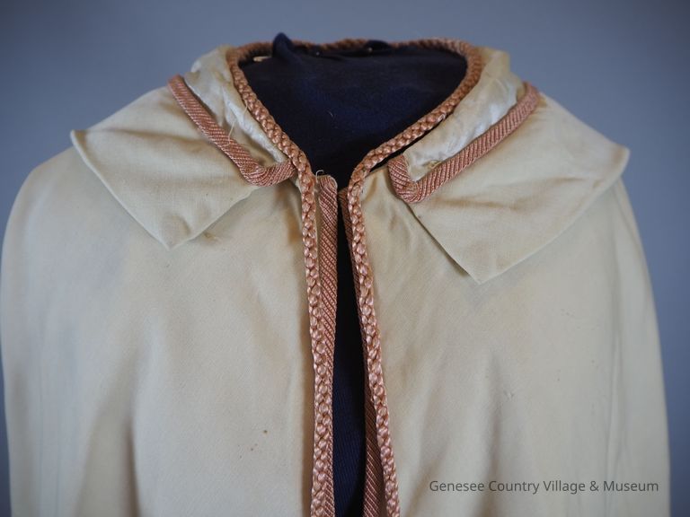 Cloak (Talma or Burnous) - Image 5