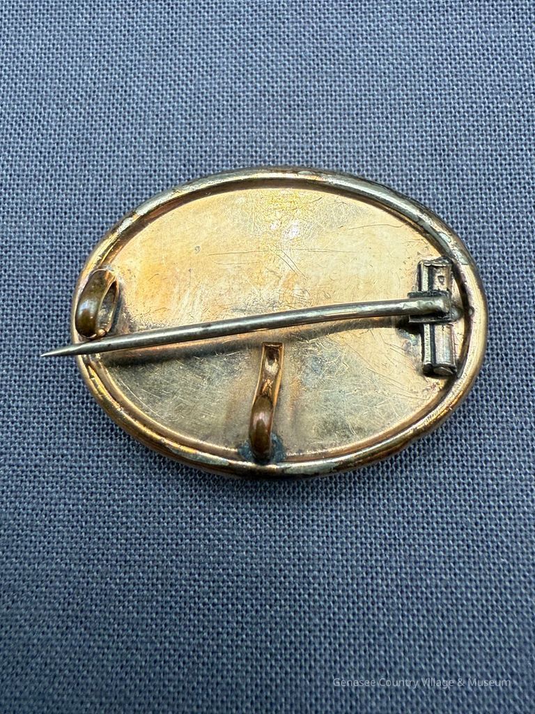 Brooch - Image 2
