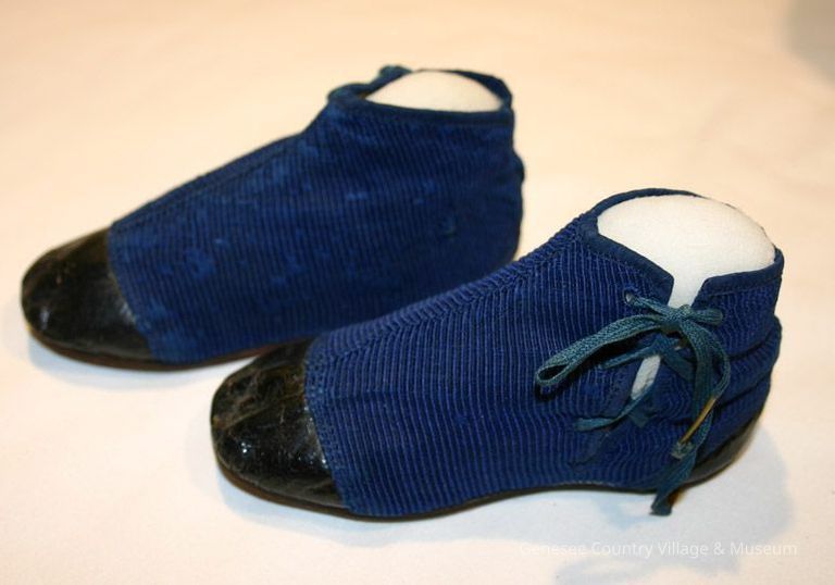 Shoe