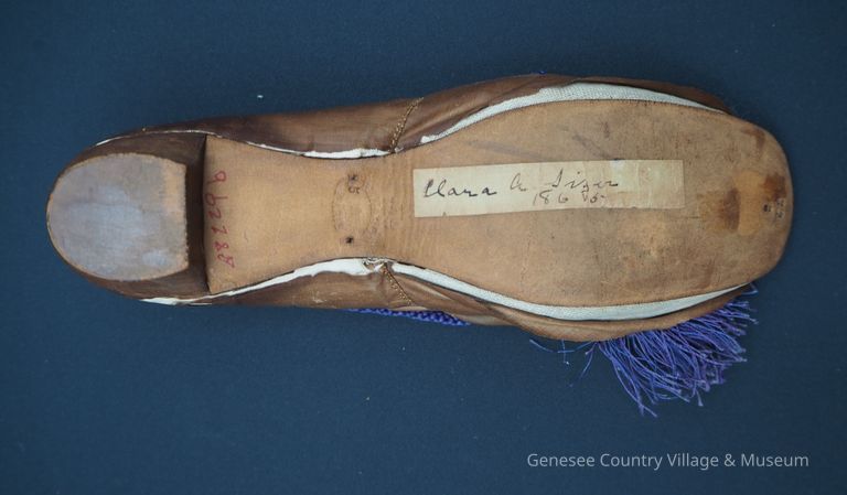 Slippers - Image 15