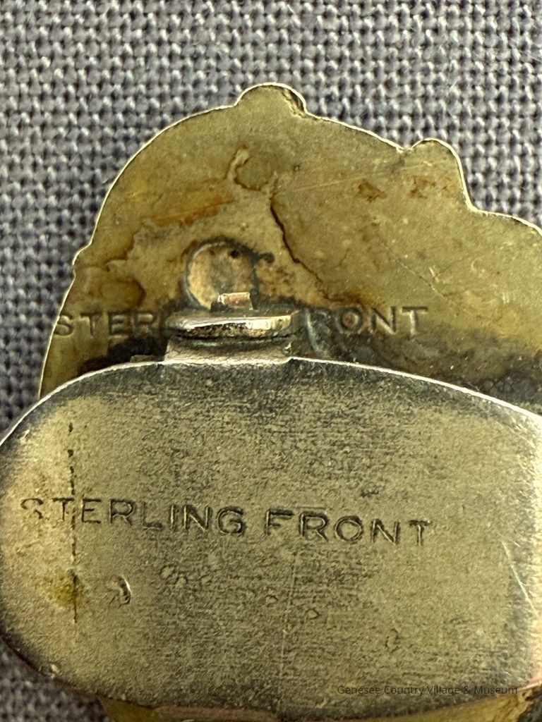 Brooch - Image 3