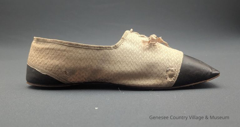 Shoes - Image 5