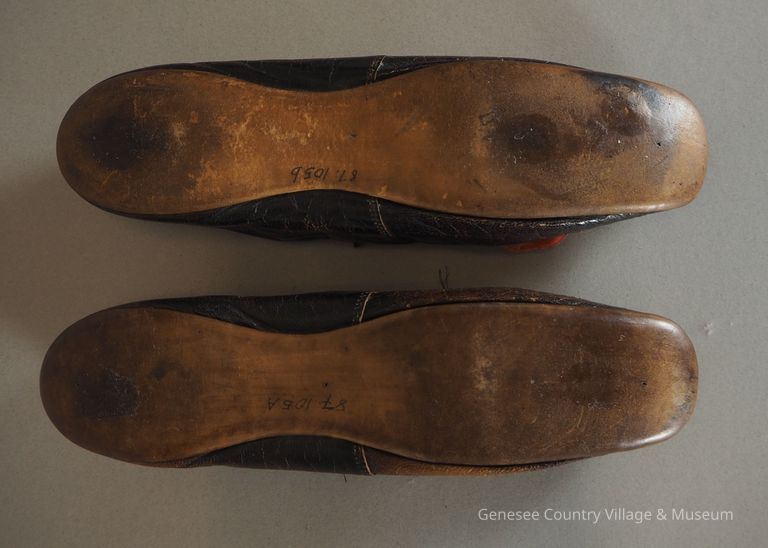 Slippers - Image 8