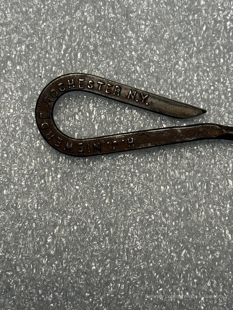 Buttonhook - Image 3