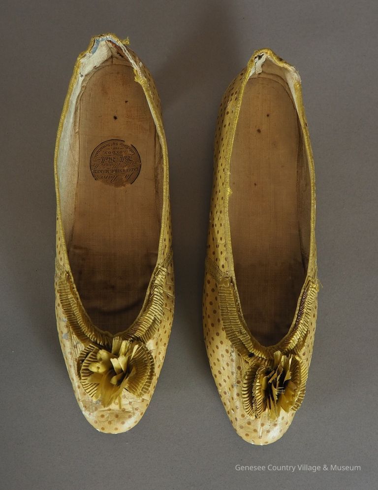 Slippers - Image 4
