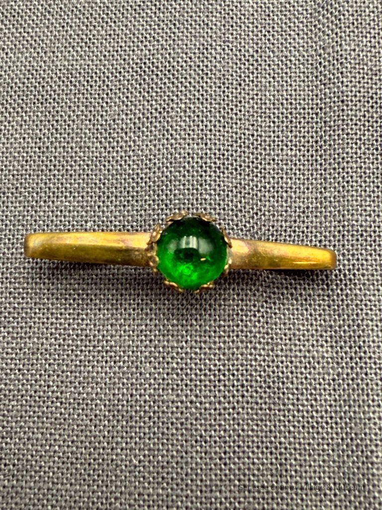 Lingerie Pin