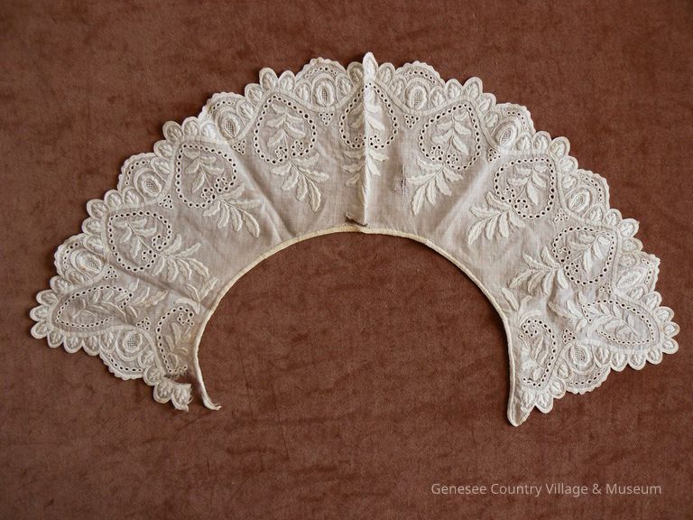 Collar