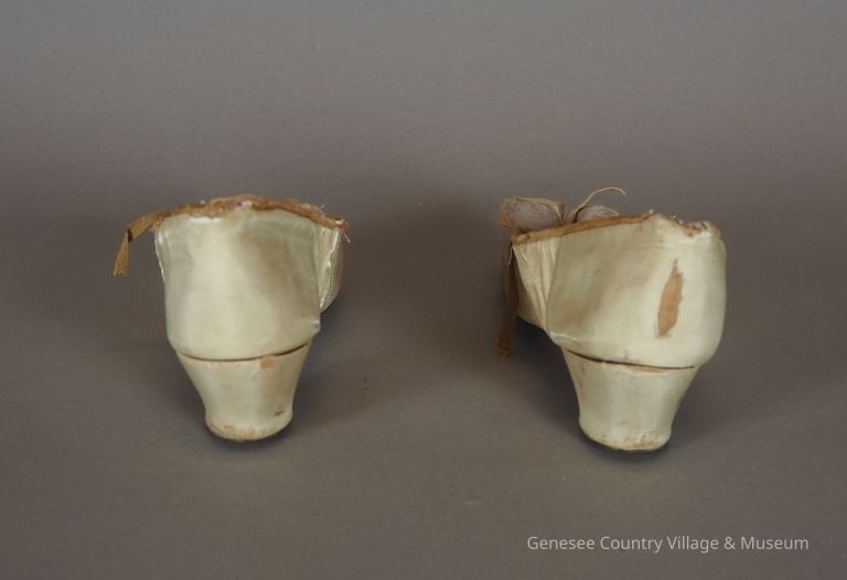 Slippers - Image 7