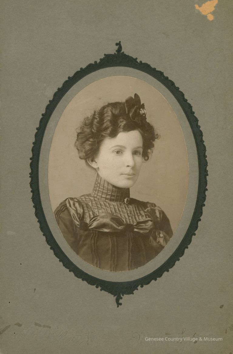 Cabinet Card
