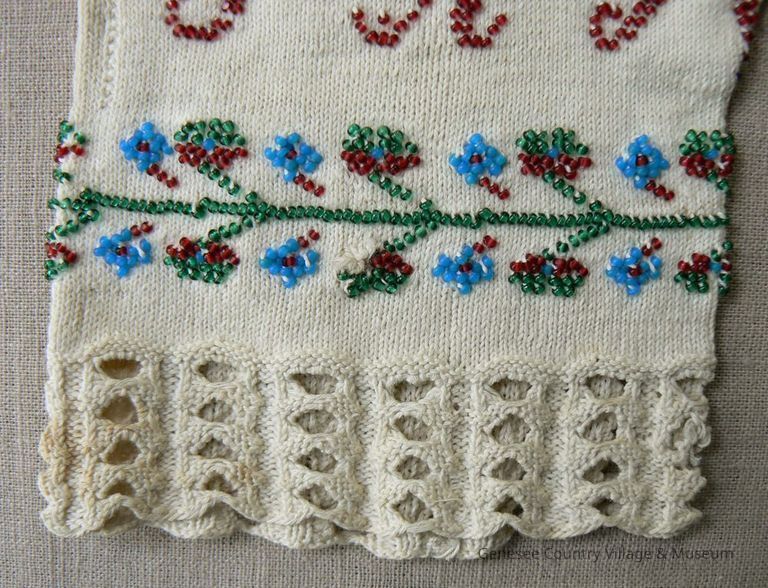 Glove - Image 4