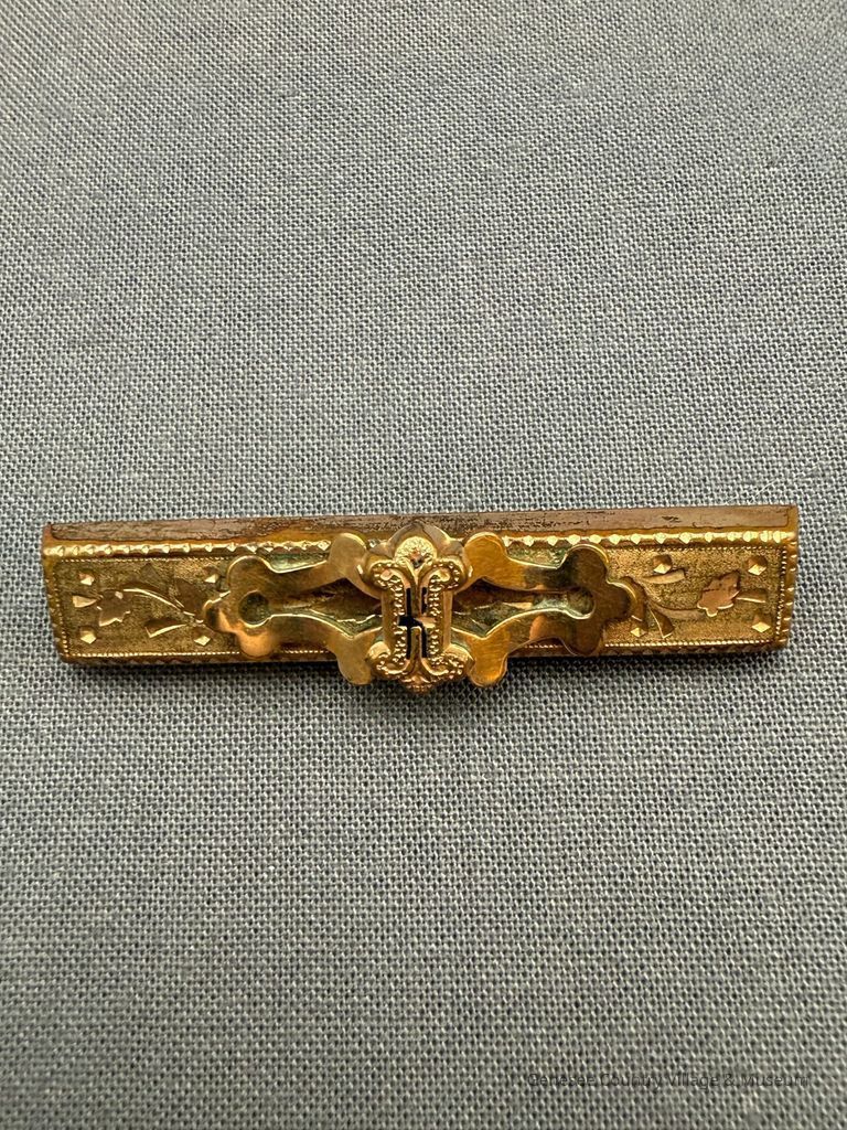 Bar Pin