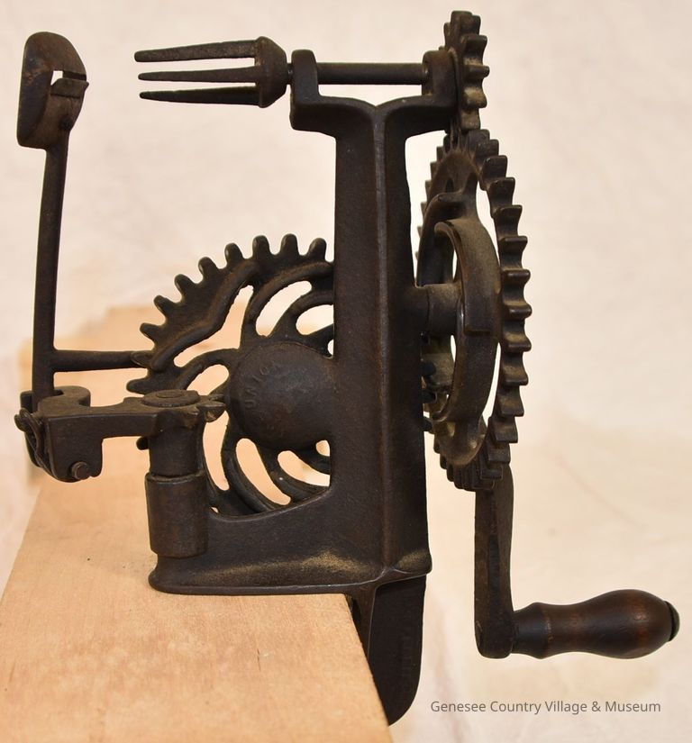 Fruit Peeler
