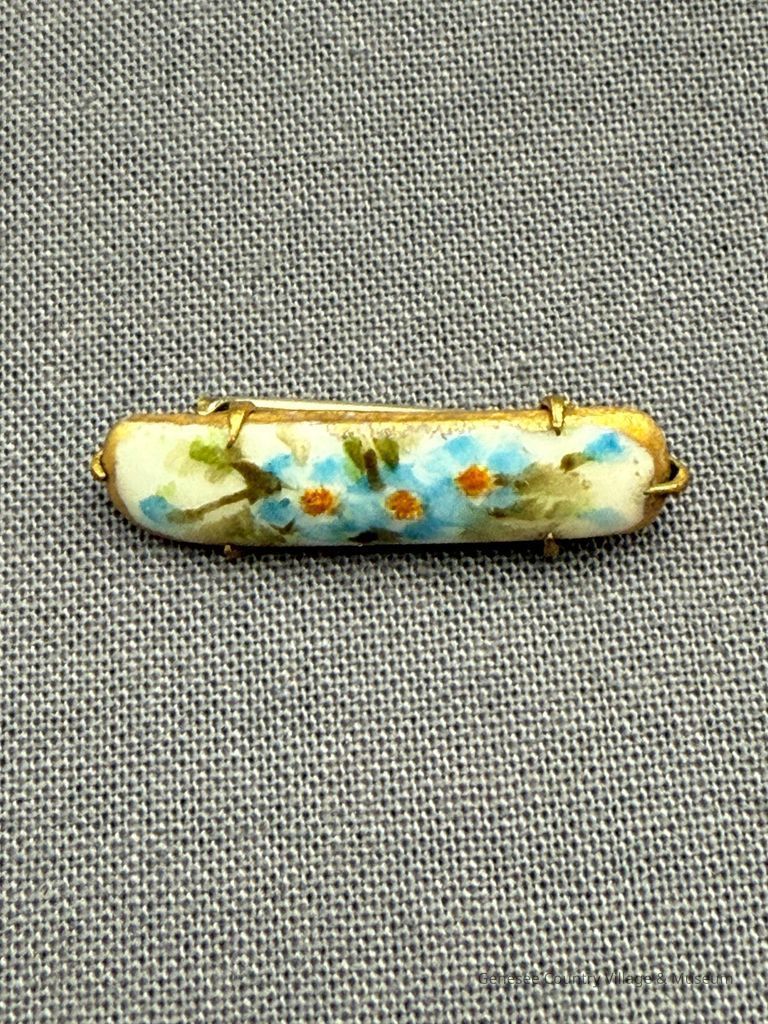 Lingerie Pin