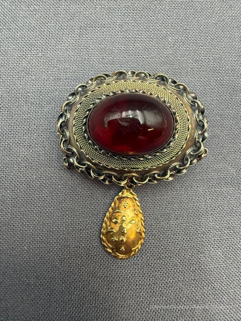 Brooch - Image 2