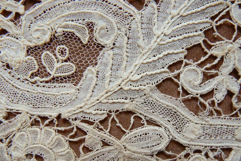 Lappet - Image 2