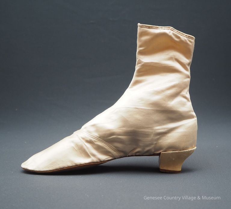 Boots - Image 4