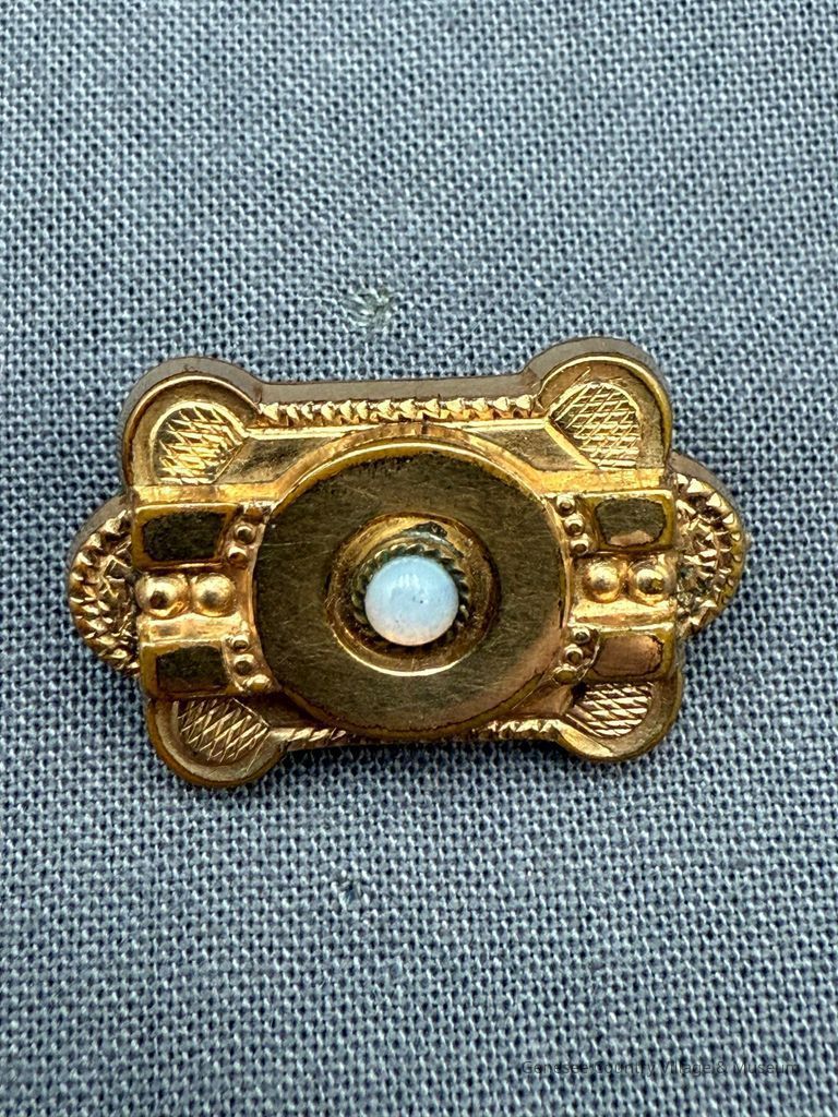 Brooch