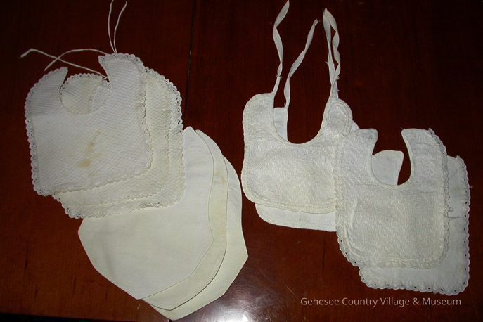 Bib - Image 4