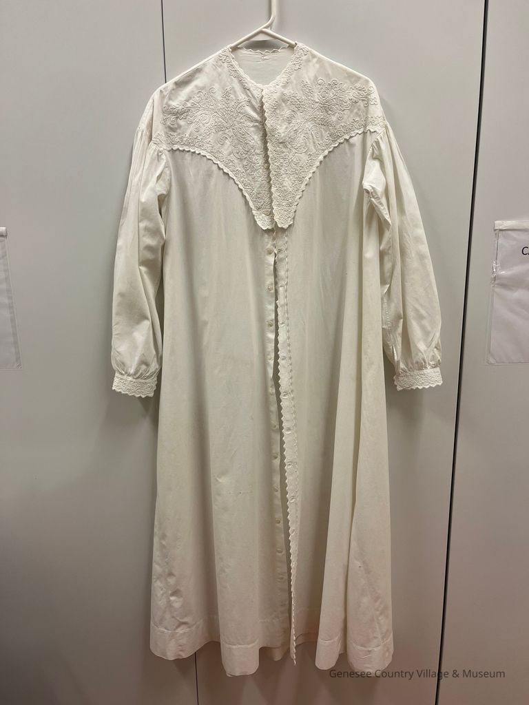 Gown, Dressing