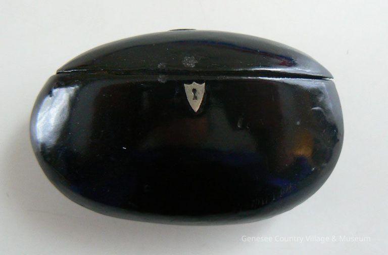 Snuffbox