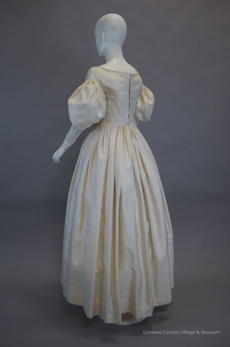Wedding Dress and Pelerine - Image 5